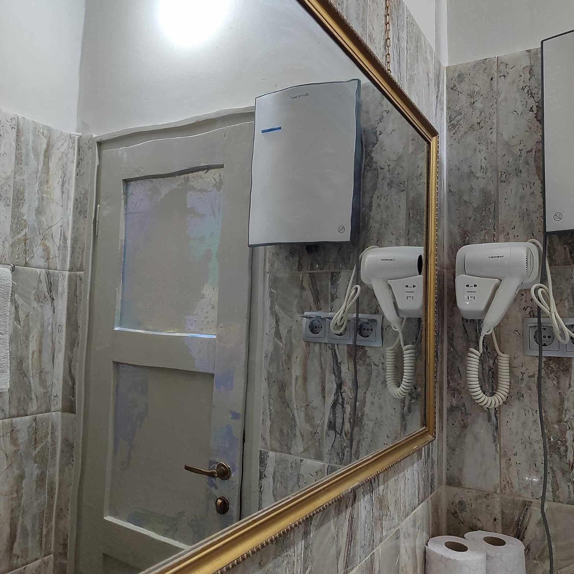 Insta Haus Apartment Plovdiv Bagian luar foto